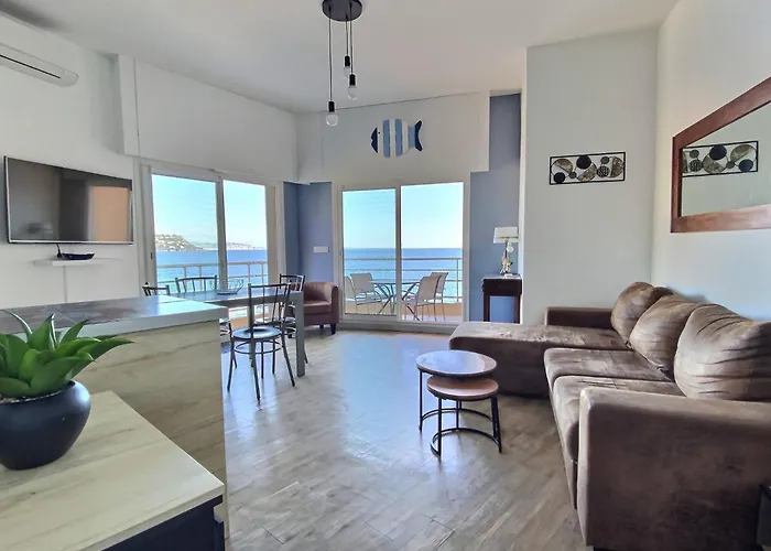 Cap Neree By Terrys Homes Apartment